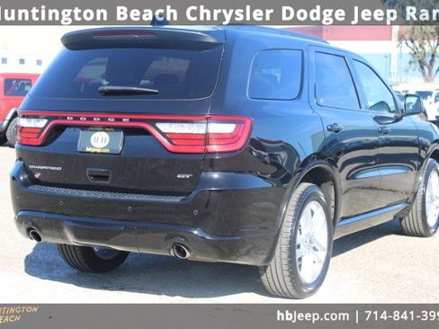 Used 2024 Dodge Durango GT image 5