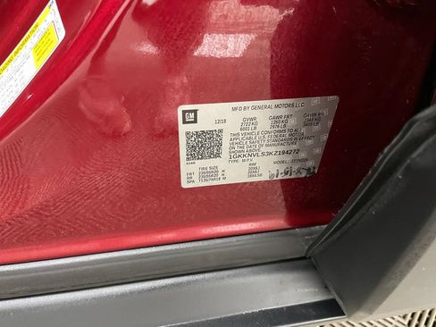Used 2019 GMC Acadia SLT AWD/4WD image 35