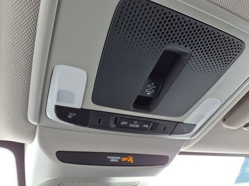 Certified 2026 Honda HR-V EX-L image 20