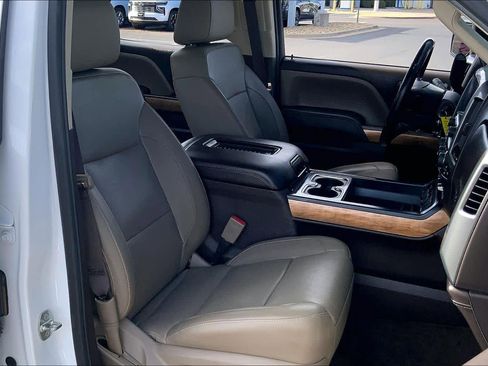 Used 2018 Chevrolet Silverado 1500 LTZ w/ Texas Edition image 8