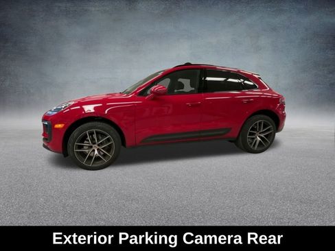 Used 2022 Porsche Macan image 11