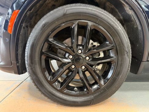 Used 2025 Dodge Durango R/T AWD/4WD image 8