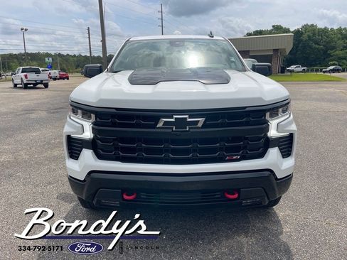 Used 2023 Chevrolet Silverado 1500 LT Trail Boss w/ Protection Package image 3