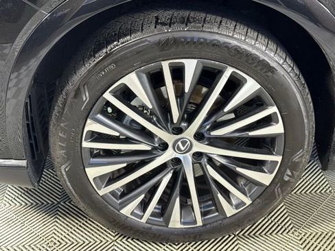 Used 2023 Lexus RX 350 w/ Accessory Package (Z1) image 16