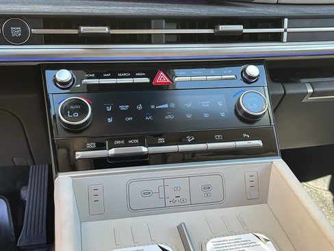 New 2026 Hyundai Santa Fe Calligraphy image 21