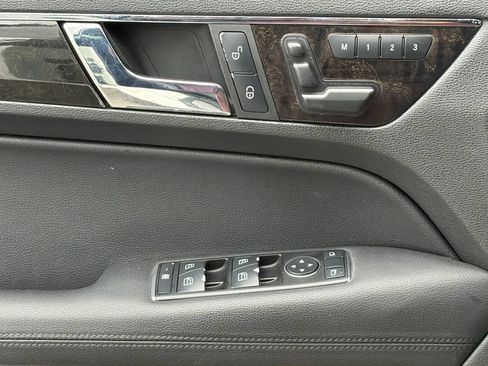 Used 2013 Mercedes-Benz E 350 Cabriolet image 21