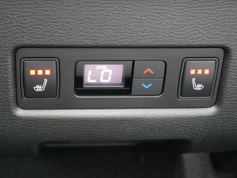 New 2026 Mitsubishi Outlander SEL image 15