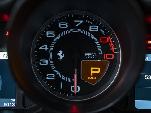 Used 2012 Ferrari 458 Spider RWD image 37