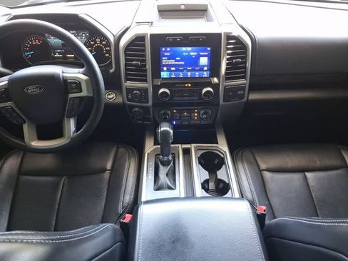 Used 2019 Ford F150 Lariat w/ Equipment Group 502A Luxury AWD/4WD image 25