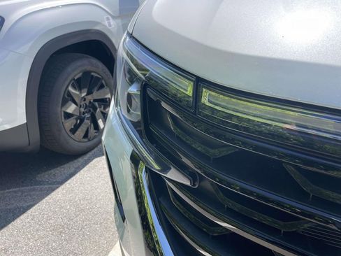 New 2026 Volkswagen Atlas Cross Sport SE FWD image 4