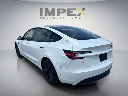 Used 2025 Tesla Model 3 Long Range RWD image 2