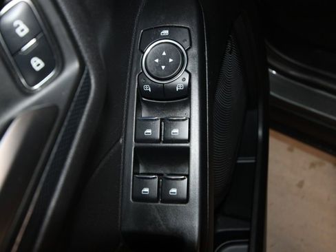 Used 2025 Ford Escape ST-Line w/ Equipment Group 301A FWD image 6
