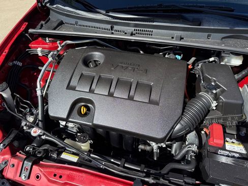 Used 2019 Toyota Corolla SE FWD image 10