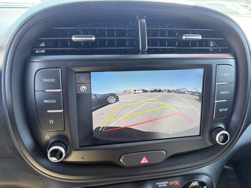 Used 2025 Kia Soul S FWD image 16