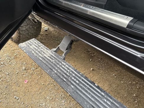 Used 2020 RAM 2500 Laramie AWD/4WD image 6