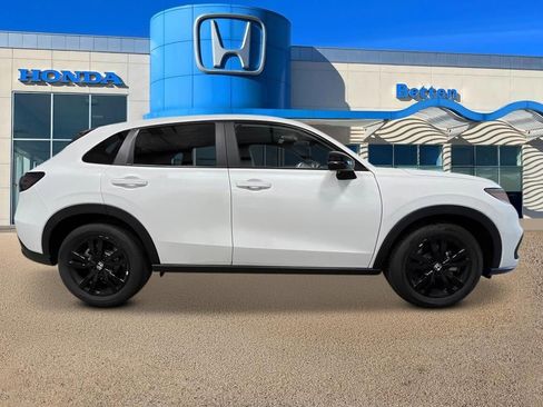 New 2026 Honda HR-V Sport image 8