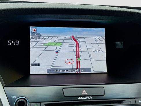 Used 2017 Acura RLX w/ Technology Package image 9