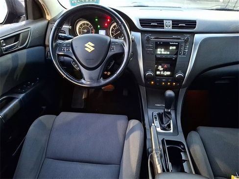 Used 2010 Suzuki Kizashi GTS image 18