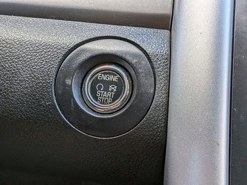 Used 2013 Ford Edge Sport w/ Canadian Touring Pkg image 16