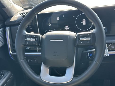 Used 2024 Hyundai Santa Fe Limited FWD image 3