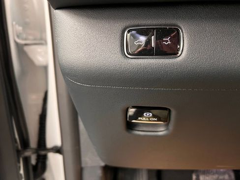 Used 2025 Lincoln Navigator Reserve w/ Jet Appearance Package image 27