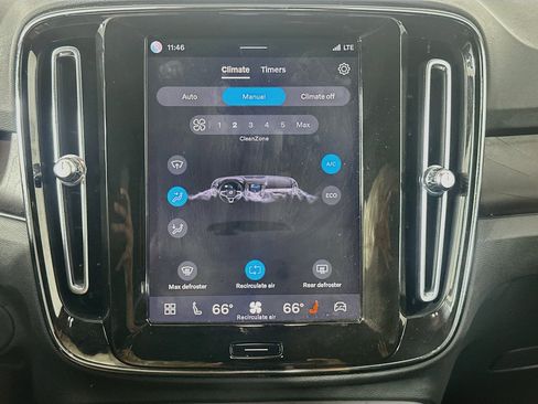 Used 2023 Volvo XC40 Recharge Plus AWD/4WD image 24