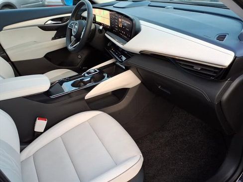 New 2025 Buick Envision Avenir image 25