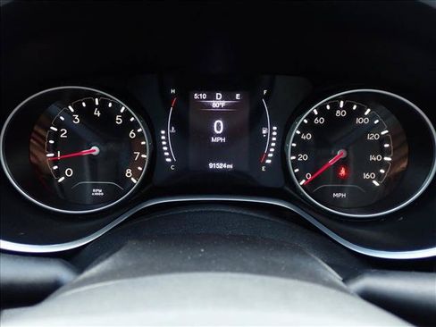 Used 2017 Jeep Compass Latitude AWD/4WD image 24