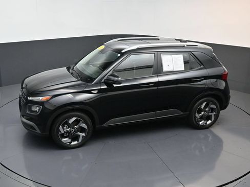 Certified 2026 Hyundai Venue SEL FWD image 21