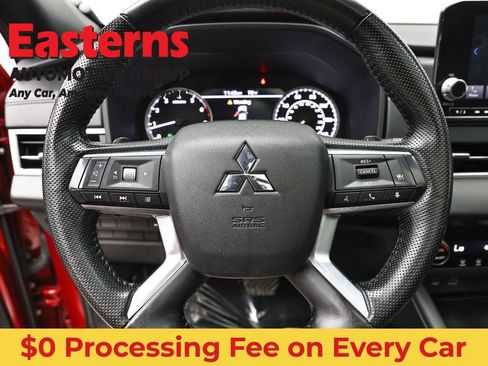 Used 2022 Mitsubishi Outlander SE FWD image 10