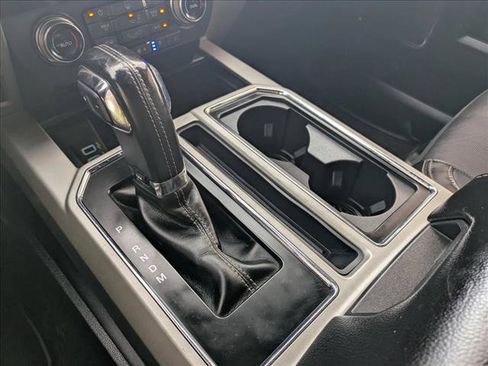 Used 2018 Ford F150 Lariat w/ Equipment Group 502A Luxury AWD/4WD image 12