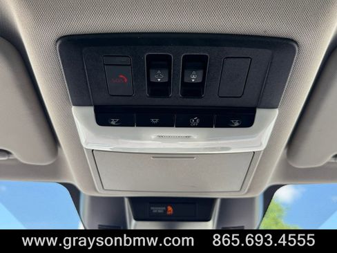 Used 2021 Nissan Rogue Platinum AWD/4WD image 29