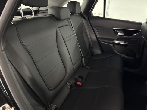 Certified 2025 Mercedes-Benz GLC 350e 4MATIC image 31