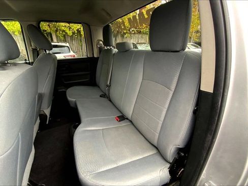 Used 2019 RAM 1500 Express image 25