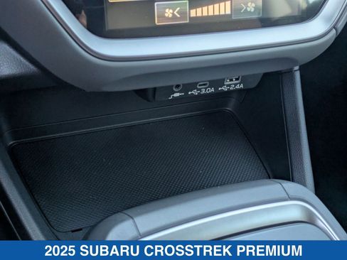 Certified 2025 Subaru Crosstrek 2.0i Premium image 27