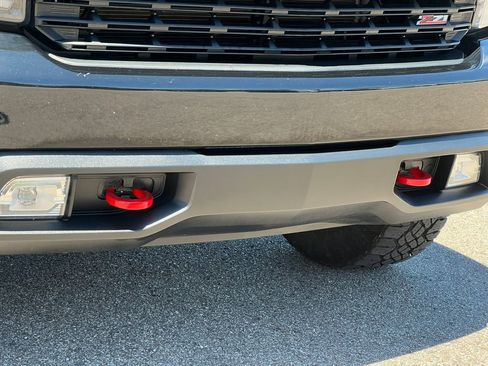 Used 2021 Chevrolet Silverado 1500 LT Trail Boss w/ Convenience Package II AWD/4WD image 46