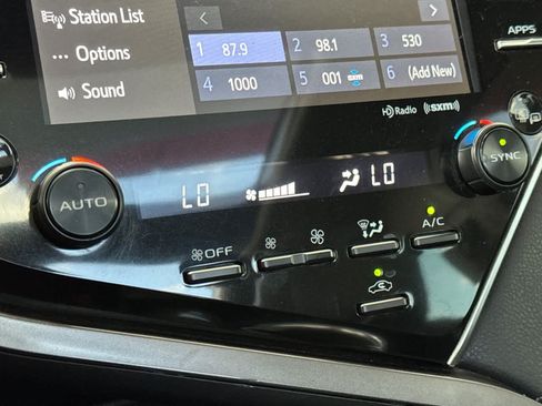 Used 2018 Toyota Camry XSE w/ Audio Package FWD image 21