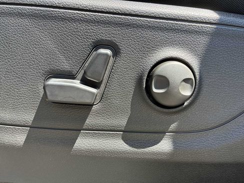 New 2026 RAM 1500 Big Horn AWD/4WD image 14