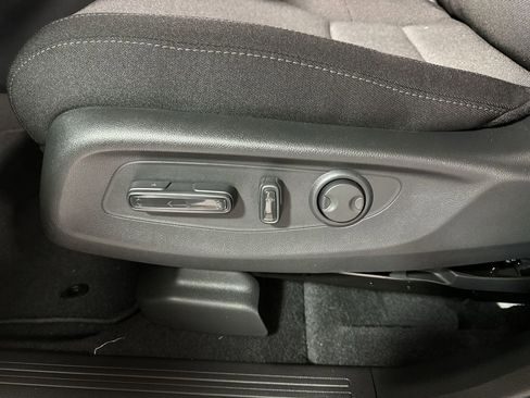 Used 2025 Honda CR-V EX image 14