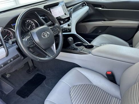 Used 2024 Toyota Camry SE FWD image 10
