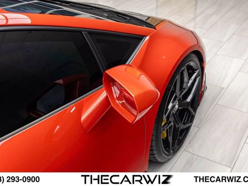 Used 2023 Lamborghini Huracan Tecnica RWD image 40