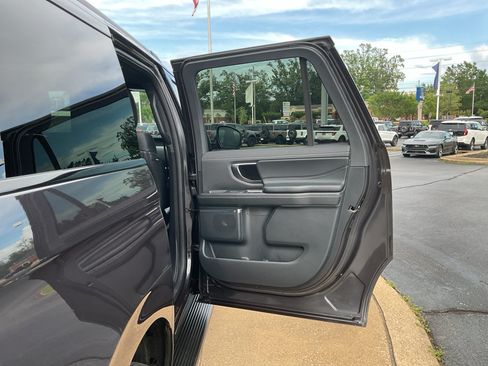 New 2026 Ford Expedition Max Platinum w/ Stealth Appearance Package AWD/4WD image 40