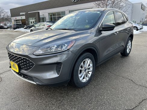 Used 2022 Ford Escape SE w/ Convenience Package image 1