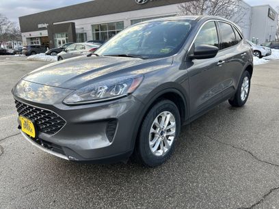 Used 2022 Ford Escape SE w/ Convenience Package
