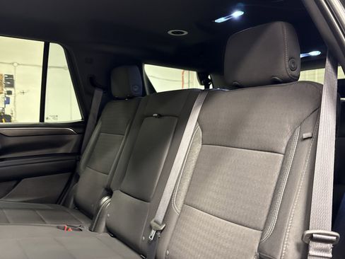 Used 2024 Chevrolet Tahoe LS image 12