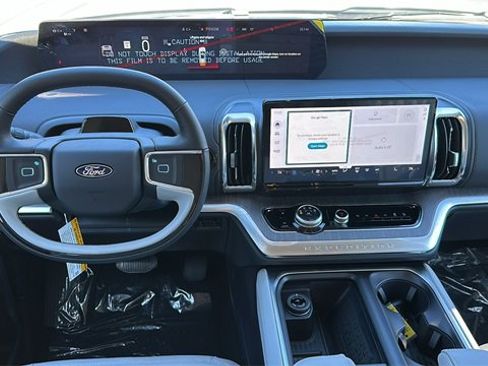 New 2025 Ford Expedition Max Platinum w/ Platinum Ultimate Package image 23