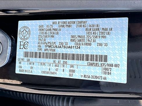 Used 2025 Ford Escape Platinum AWD/4WD image 19