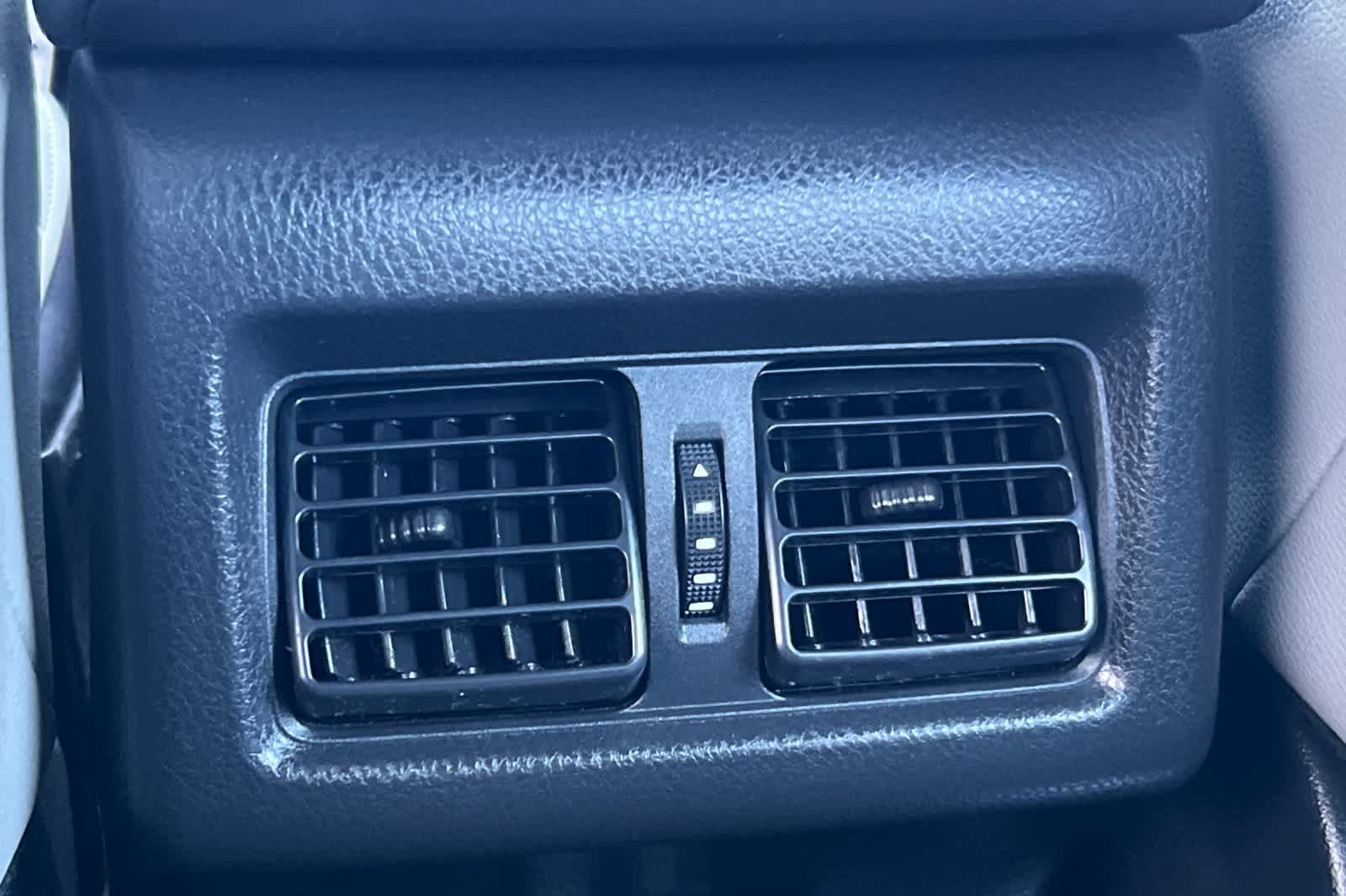 Certified 2025 Toyota Camry SE FWD image 14