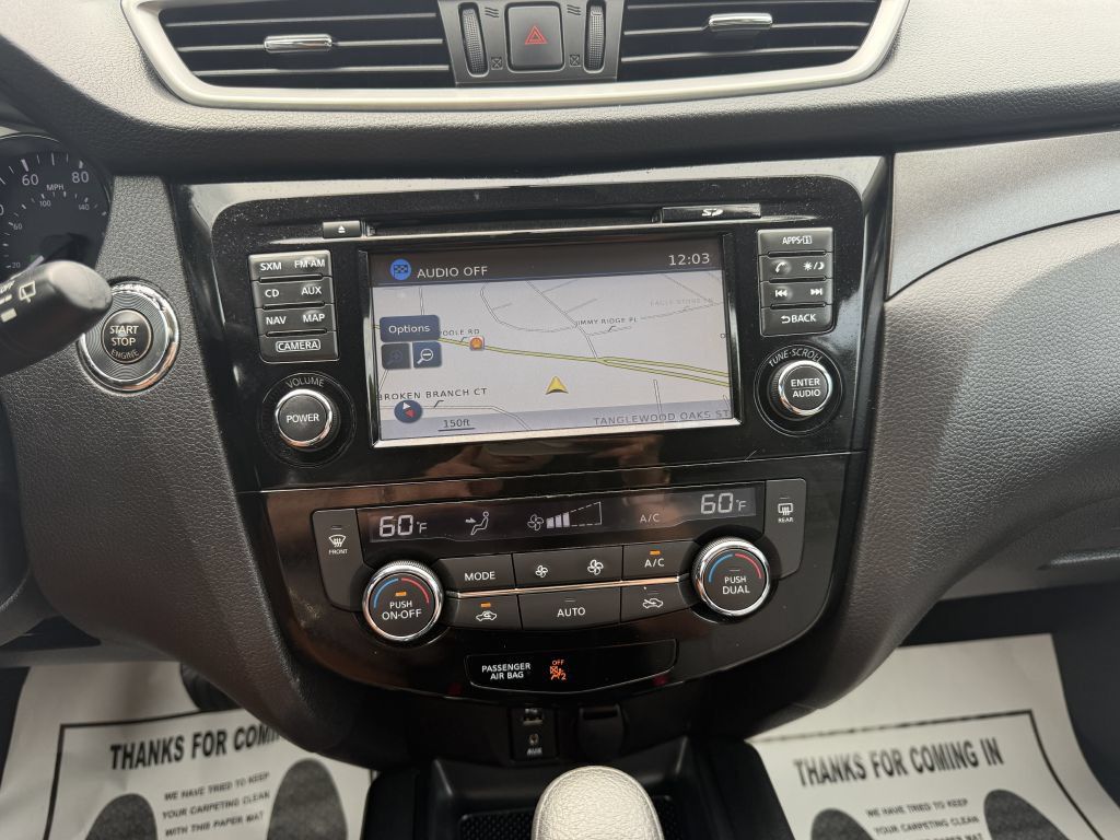 Used 2016 Nissan Rogue SV w/ SV Premium Package FWD image 15