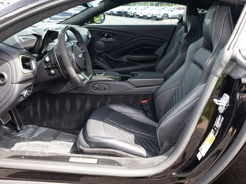 Used 2023 Aston Martin V12 Vantage RWD image 24
